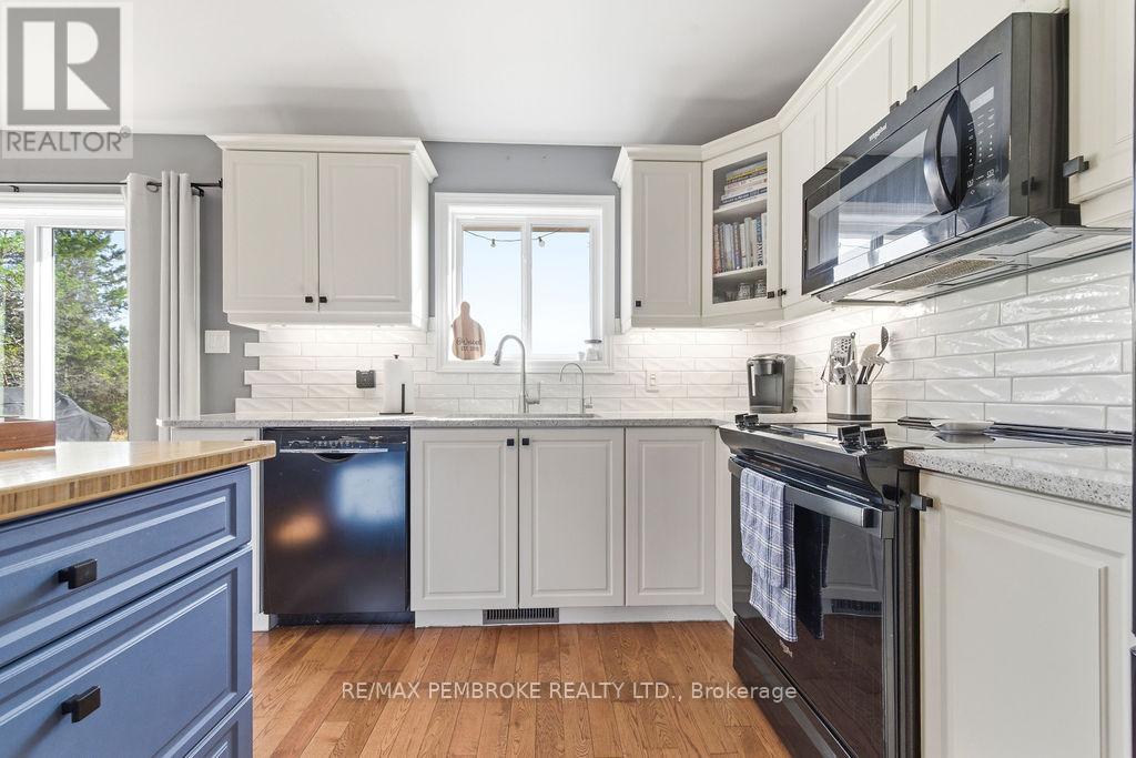 15 Samuel St Street, Laurentian Valley, Ontario  K8A 6W8 - Photo 15 - X13039216