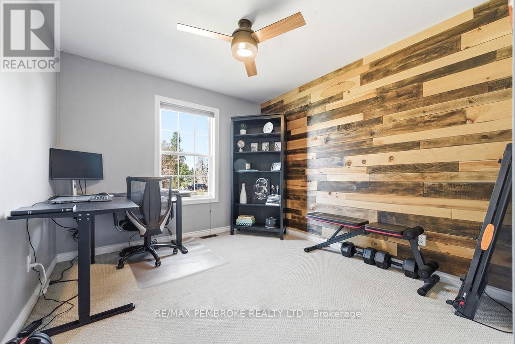 15 Samuel St Street, Laurentian Valley, Ontario  K8A 6W8 - Photo 22 - X13039216