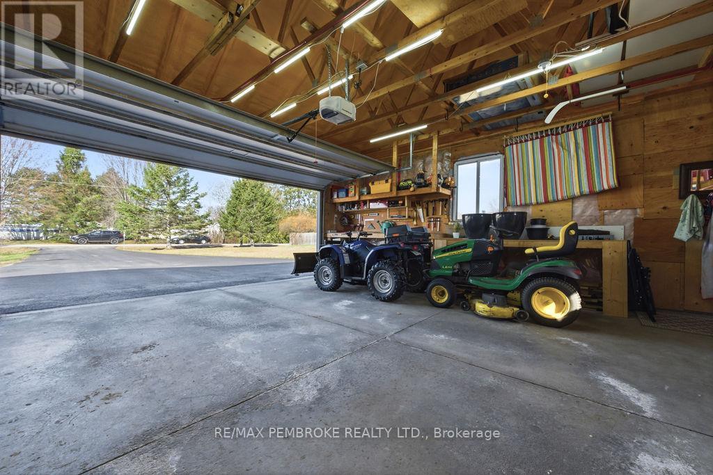 15 Samuel St Street, Laurentian Valley, Ontario  K8A 6W8 - Photo 31 - X13039216