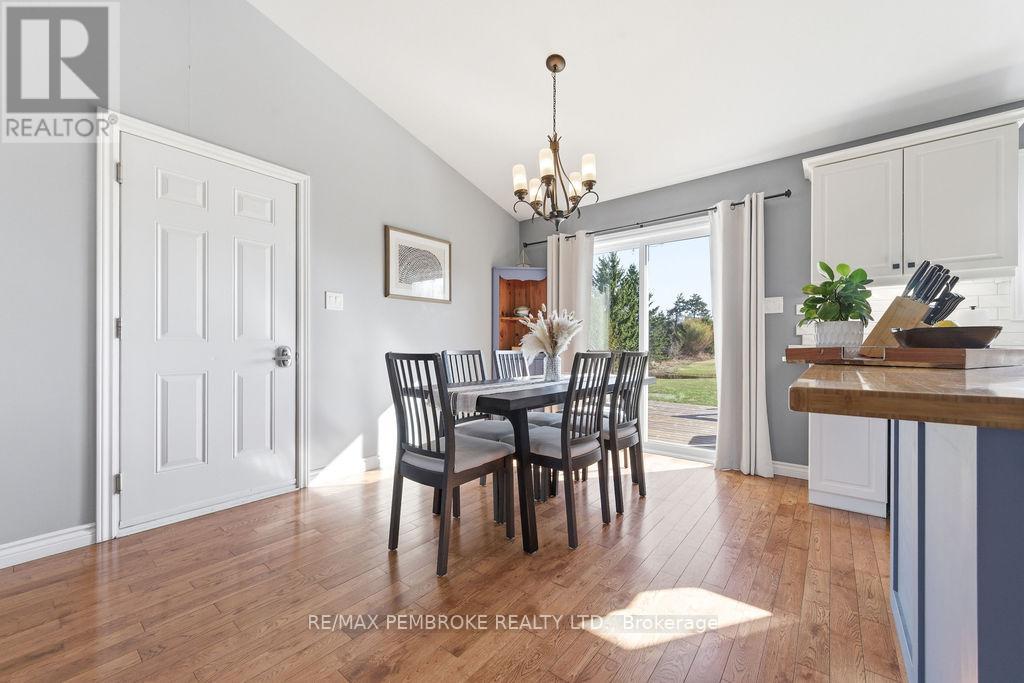 15 Samuel St Street, Laurentian Valley, Ontario  K8A 6W8 - Photo 9 - X13039216