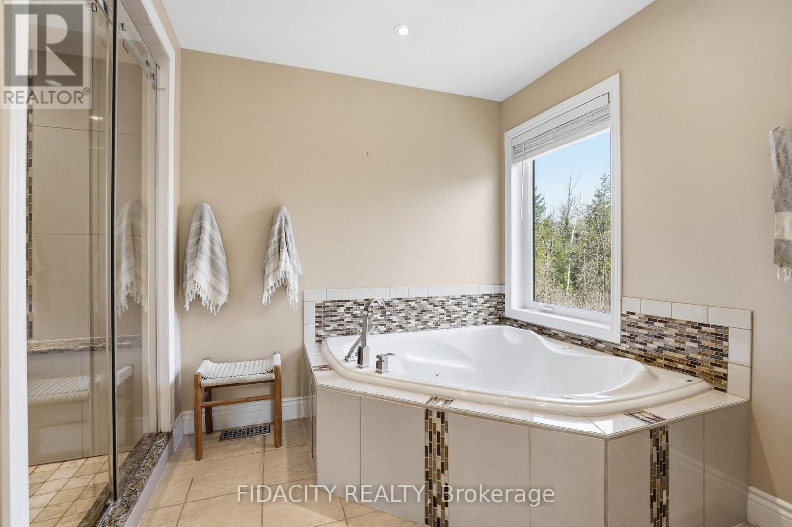 152 Wilbert Cox Drive, Ottawa, Ontario  K0A 1L0 - Photo 29 - X13039192