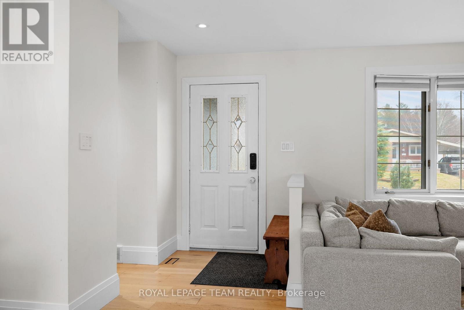 185 Lacroix Avenue, Ottawa, Ontario  K1E 1K2 - Photo 10 - X13039196