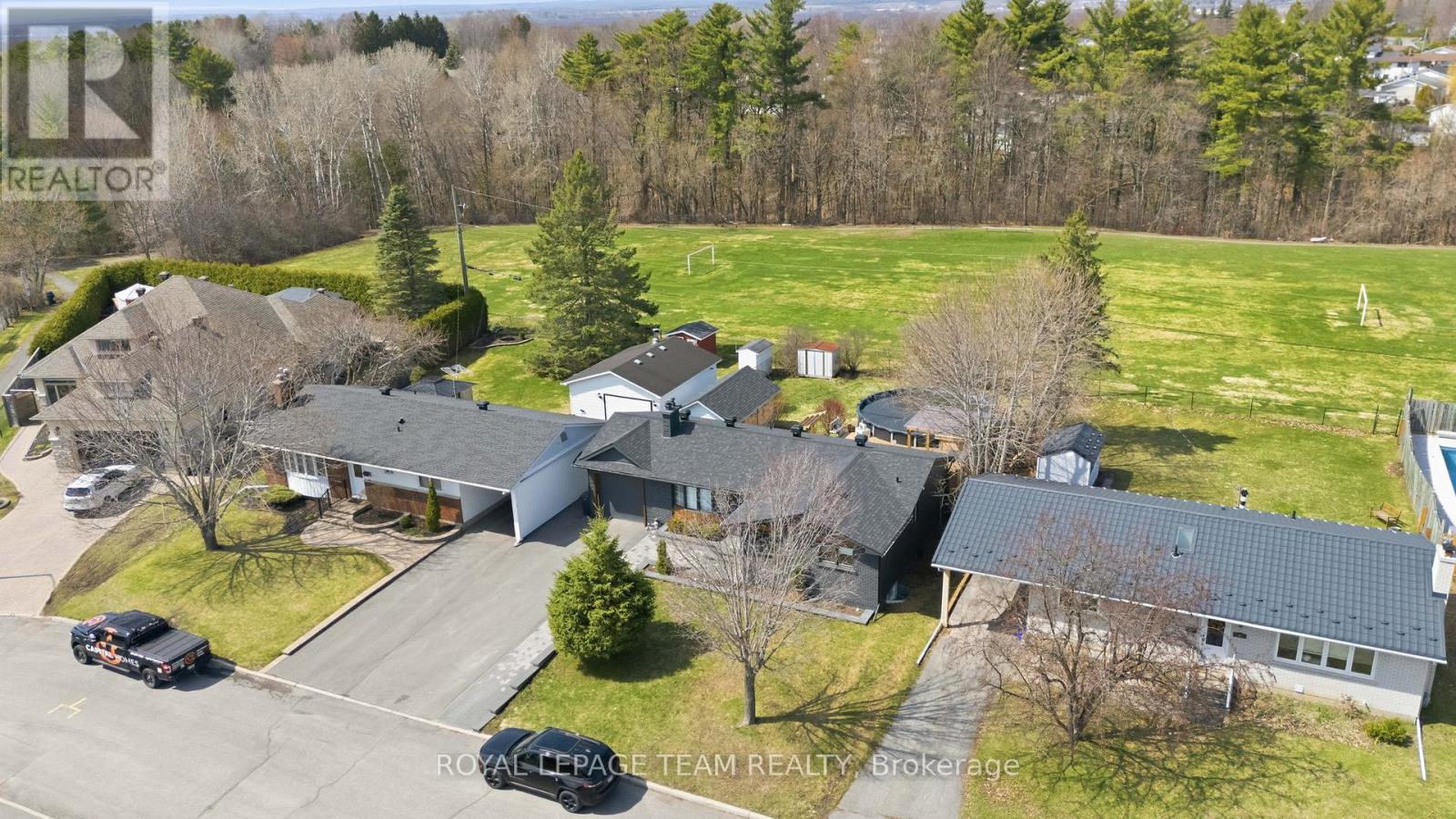 185 Lacroix Avenue, Ottawa, Ontario  K1E 1K2 - Photo 4 - X13039196