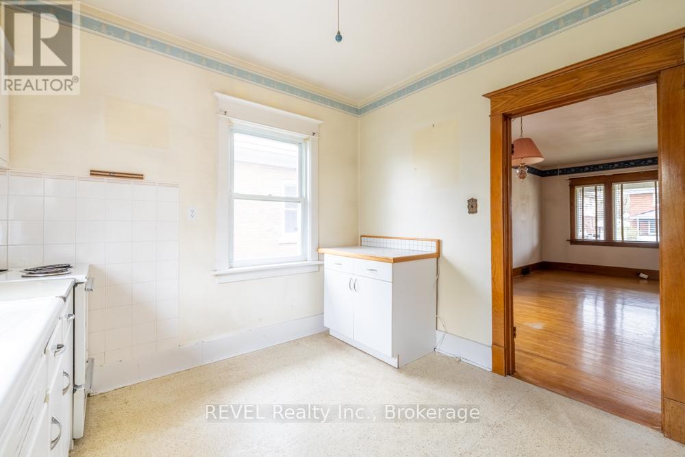 5176 Willmott Street, Niagara Falls, Ontario  L2E 2A5 - Photo 12 - X13039206