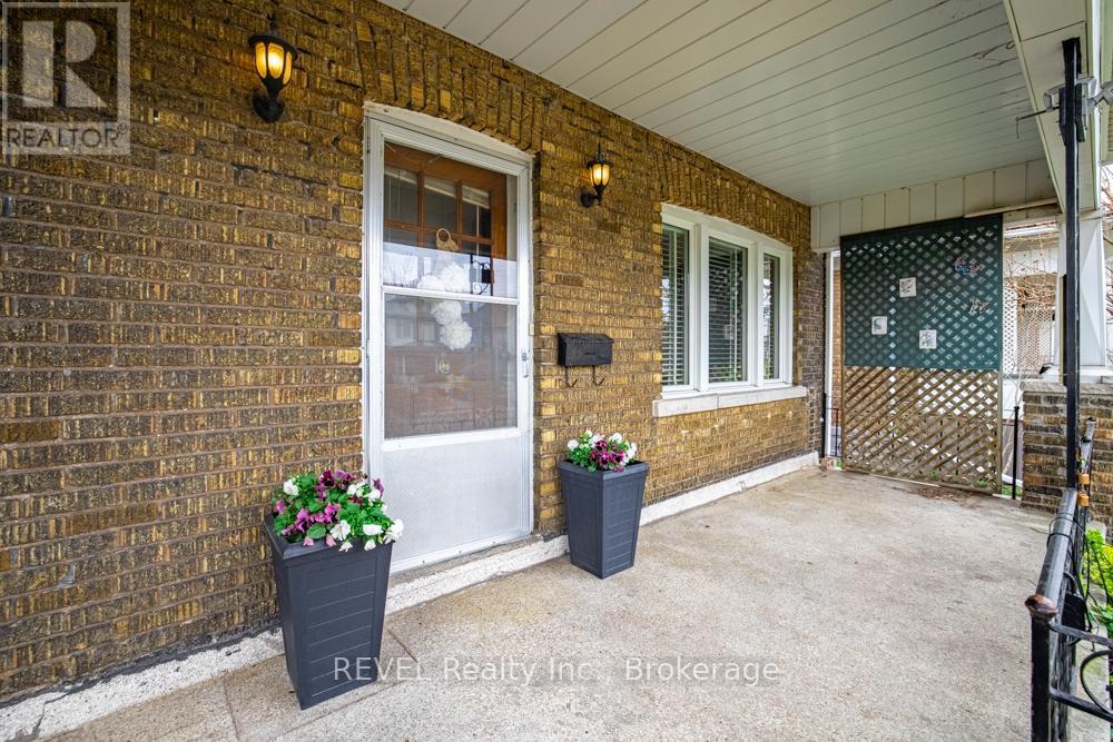5176 Willmott Street, Niagara Falls, Ontario  L2E 2A5 - Photo 4 - X13039206