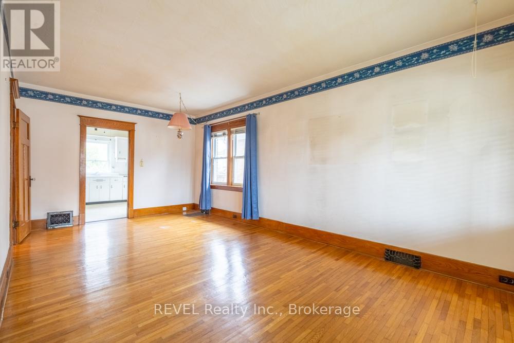 5176 Willmott Street, Niagara Falls, Ontario  L2E 2A5 - Photo 6 - X13039206