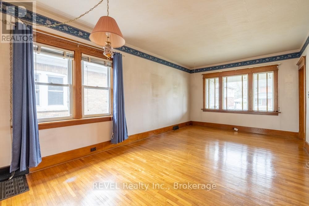 5176 Willmott Street, Niagara Falls, Ontario  L2E 2A5 - Photo 7 - X13039206