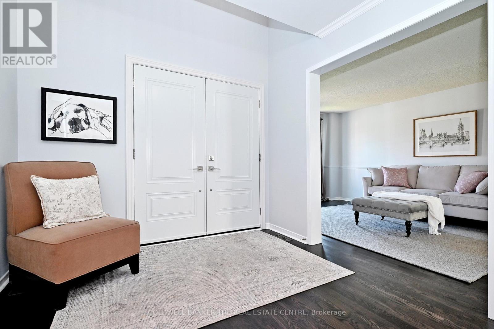 194 Chambers Crescent, Newmarket, Ontario  L3X 1T1 - Photo 3 - N13039154