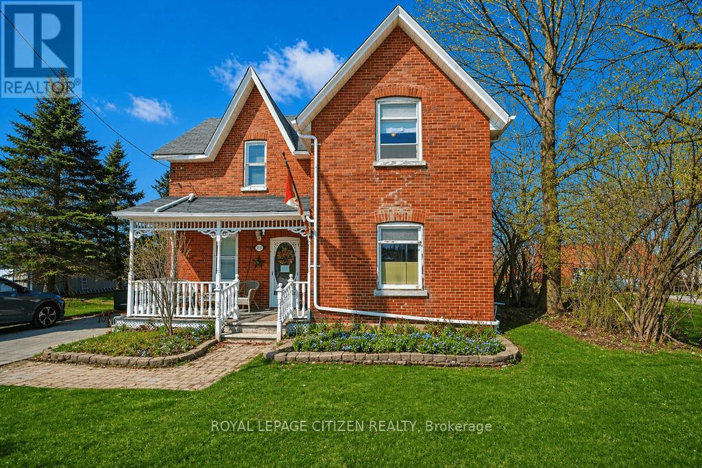 207 BARRIE STREET, essa (thornton), Ontario