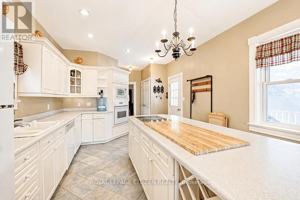 207 Barrie Street, Essa (Thornton), Ontario  L0L 2N0 - Photo 4 - N13039174