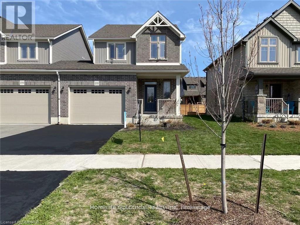 201 COLLINS STREET, Collingwood, Ontario