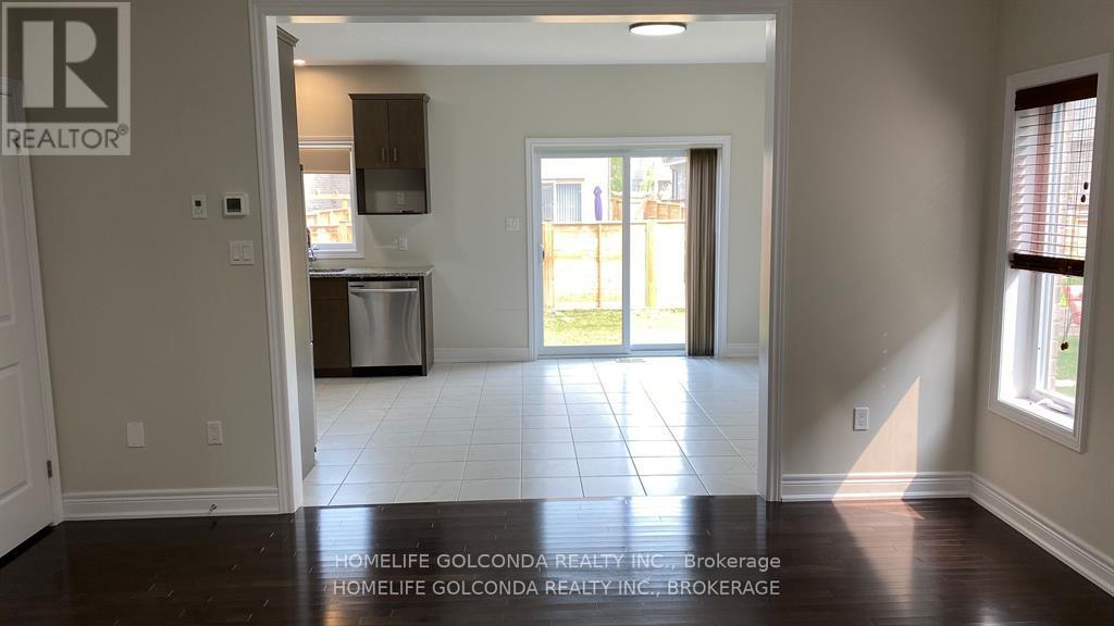 201 Collins Street, Collingwood, Ontario  L9Y 4T8 - Photo 5 - S13039200