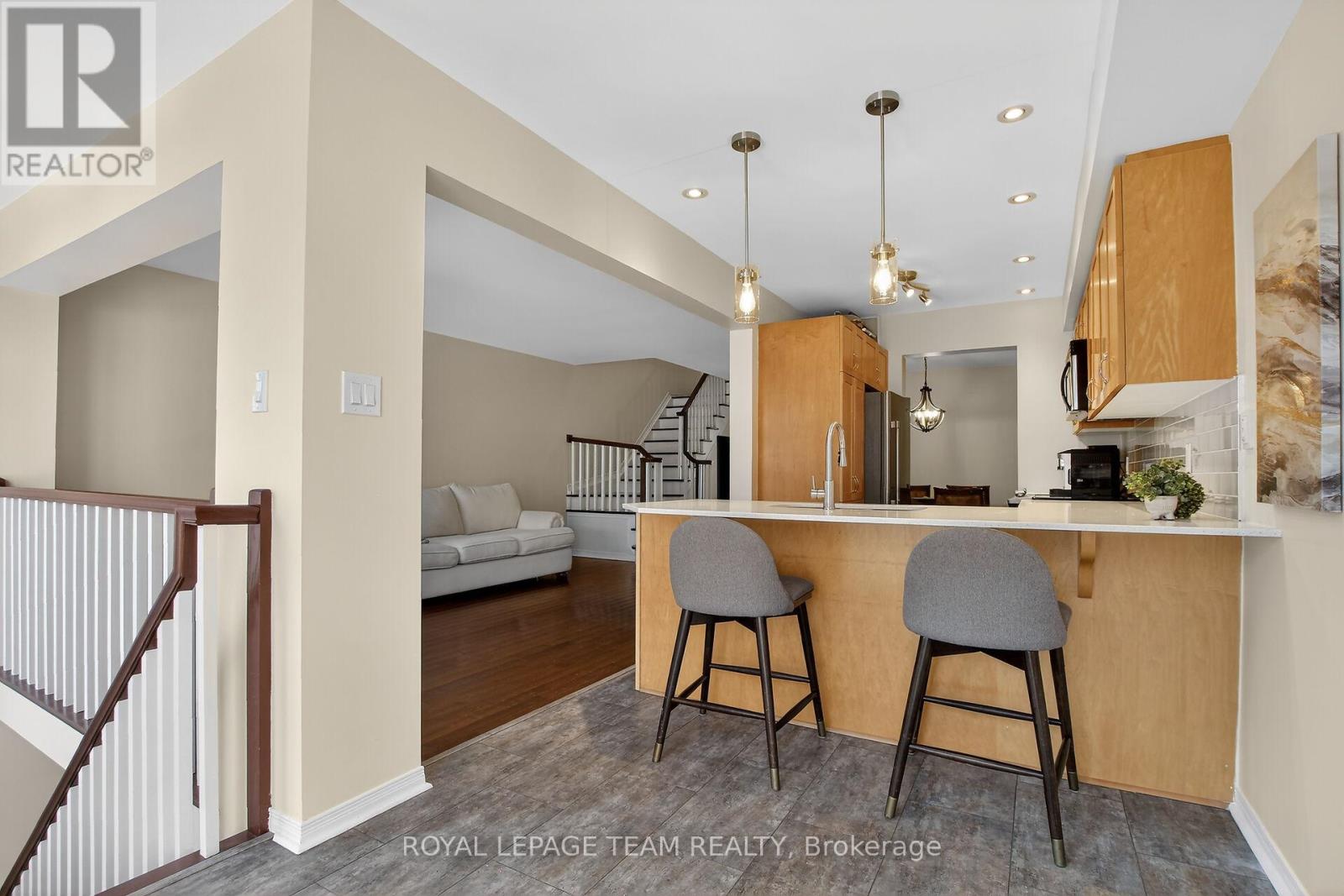 19 Goldthorpe Private, Ottawa, Ontario  K2J 5L6 - Photo 12 - X12930228