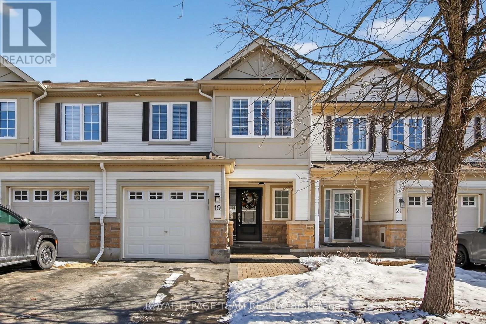 19 GOLDTHORPE PRIVATE, Ottawa, Ontario