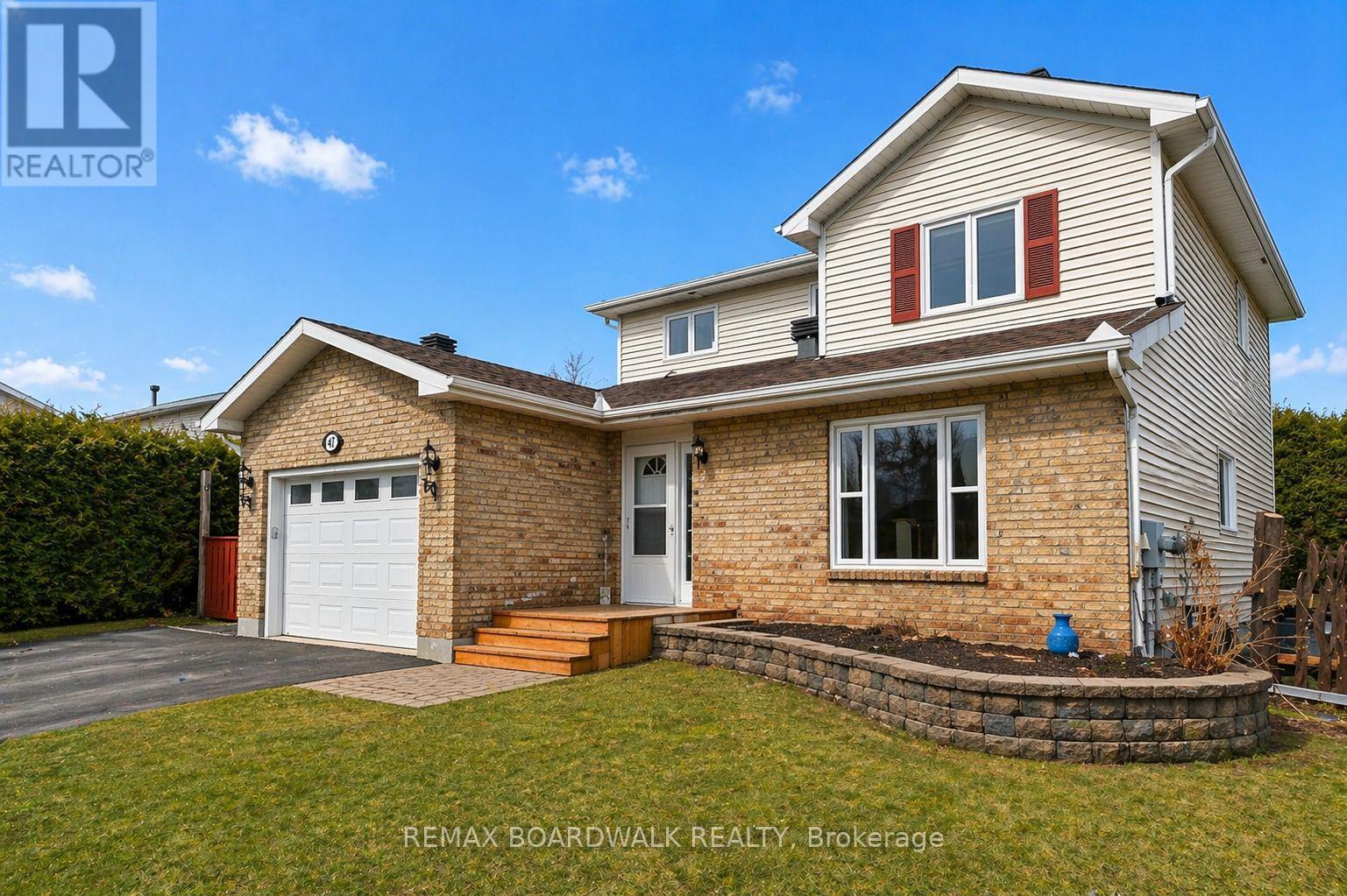 47 Isabelle Street, Casselman, Ontario  K0A 1M0 - Photo 2 - X12940640