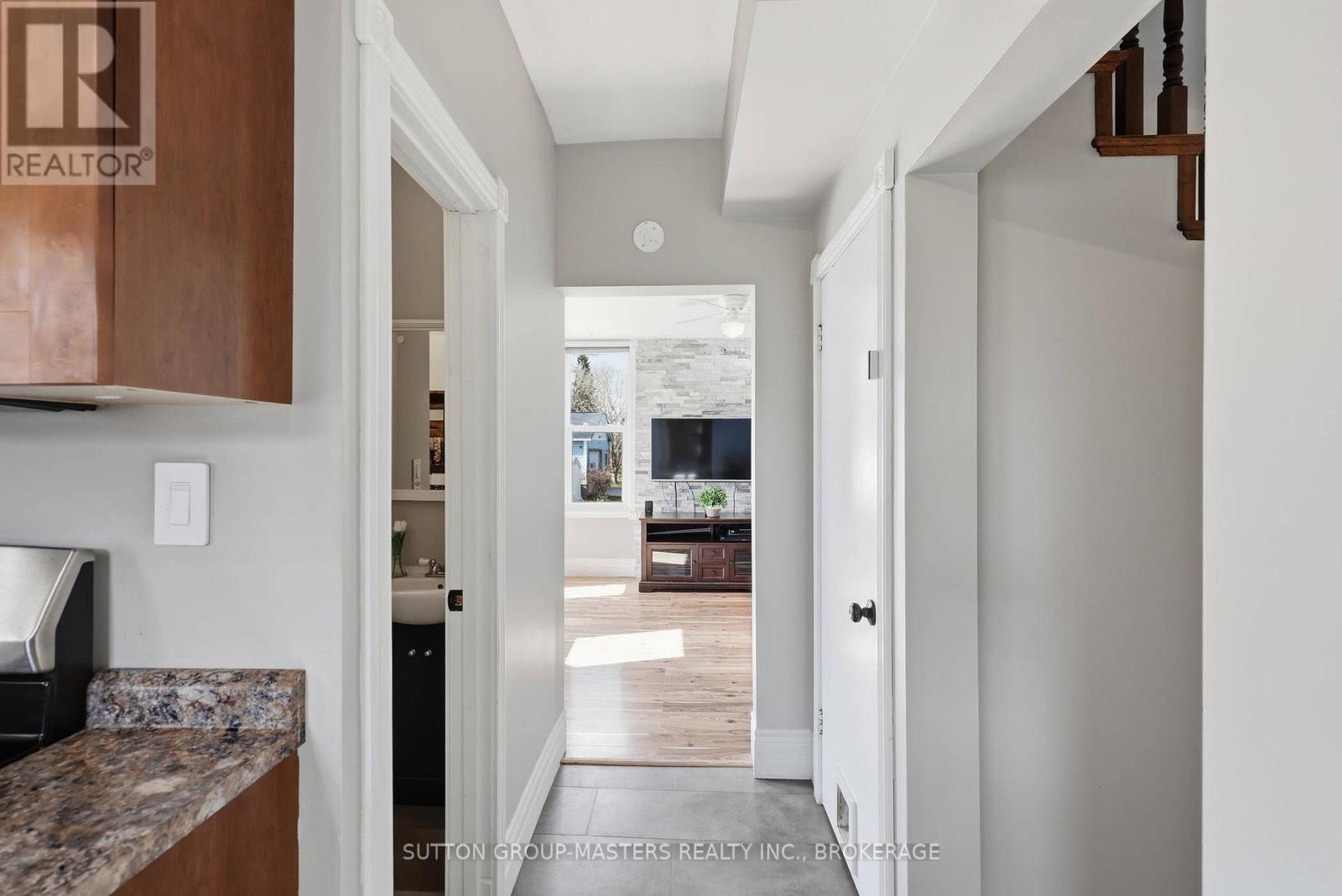 177 Main Street, Leeds And The Thousand Islands, Ontario  K0H 2N0 - Photo 17 - X13039188