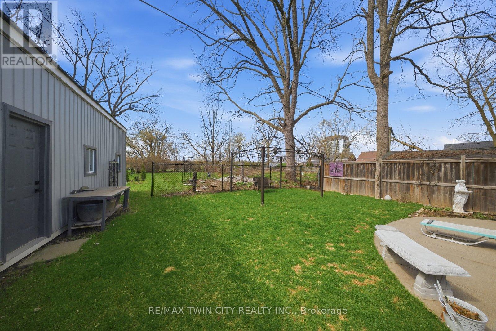 116 Eagle Avenue, Brantford, Ontario  N3S 1Z5 - Photo 34 - X13039170