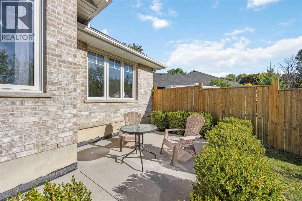 142 Madison D'andrea Avenue, Sarnia, Ontario  N7S 6L9 - Photo 25 - 26009088