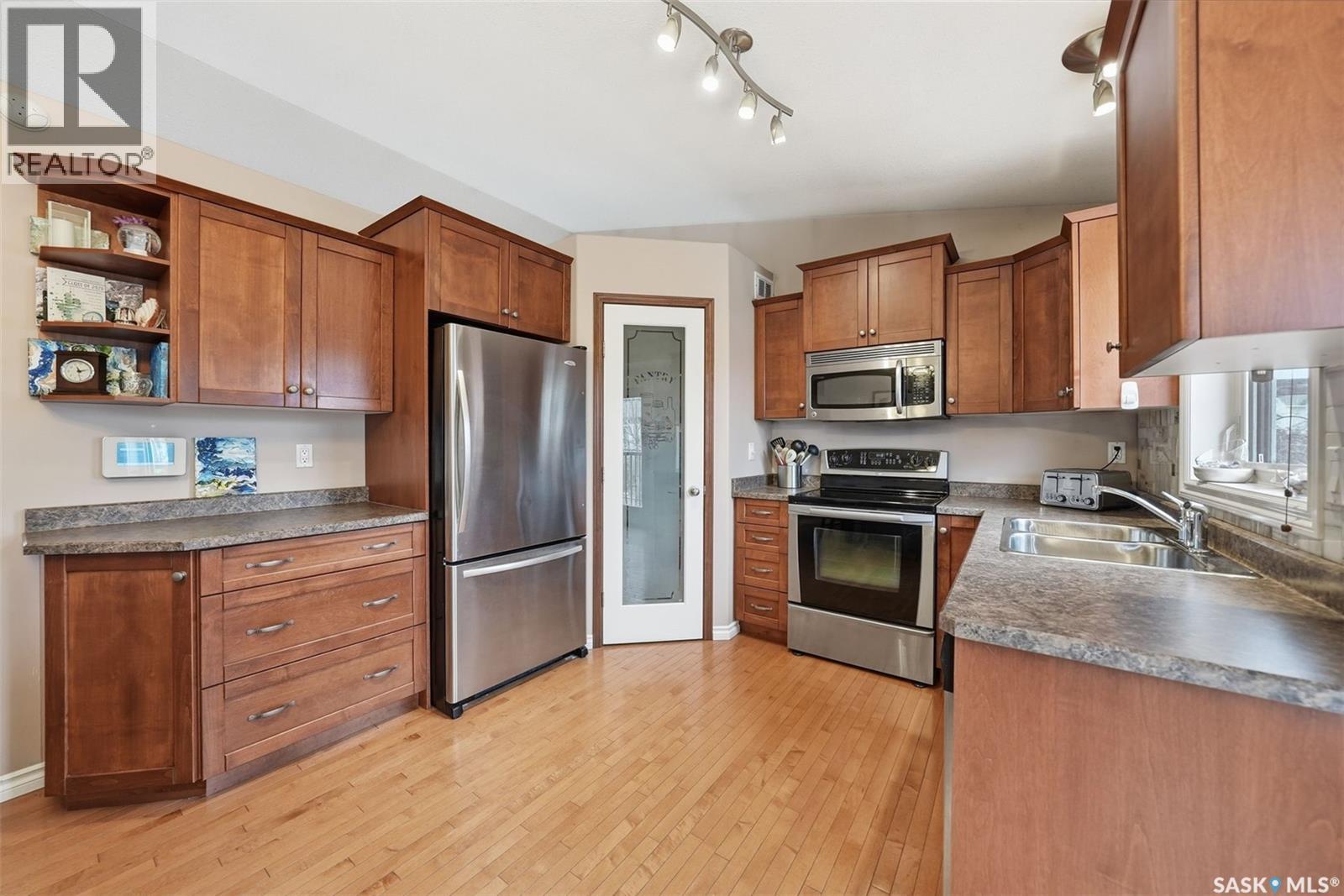 311 Mckague Crescent, Saskatoon, Saskatchewan  S7R 0A9 - Photo 10 - SK033760