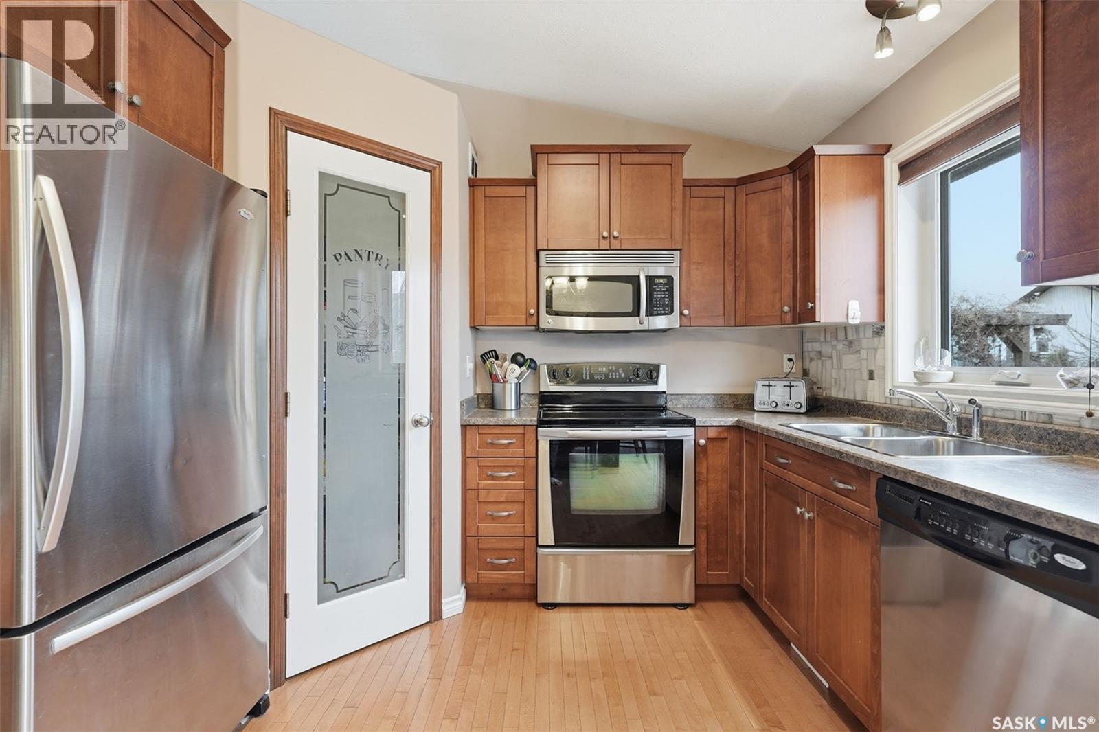 311 Mckague Crescent, Saskatoon, Saskatchewan  S7R 0A9 - Photo 11 - SK033760