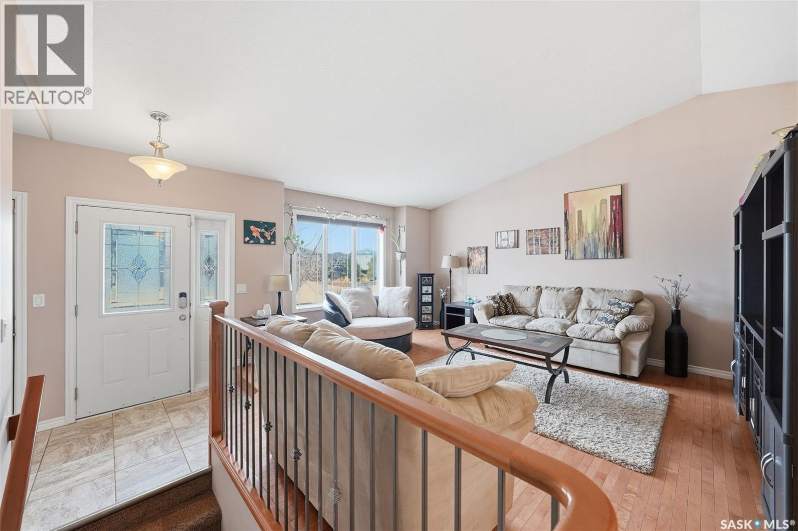 311 Mckague Crescent, Saskatoon, Saskatchewan  S7R 0A9 - Photo 4 - SK033760