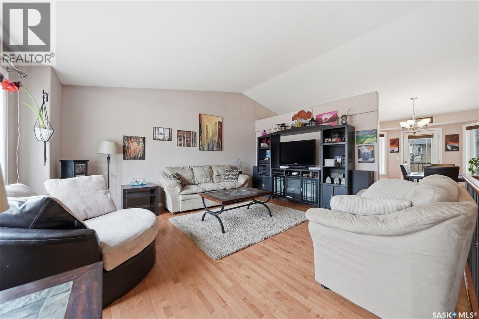 311 Mckague Crescent, Saskatoon, Saskatchewan  S7R 0A9 - Photo 7 - SK033760