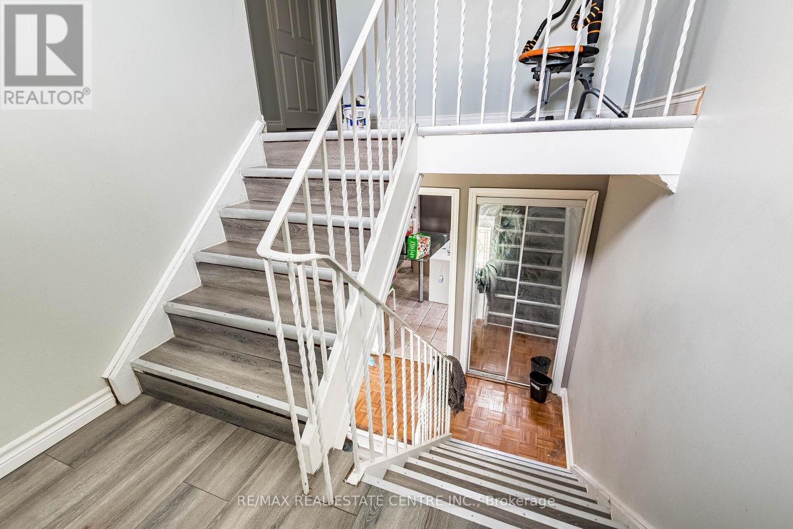 3803 Keenan Crescent, Mississauga, Ontario  L4T 3M1 - Photo 21 - W13028700