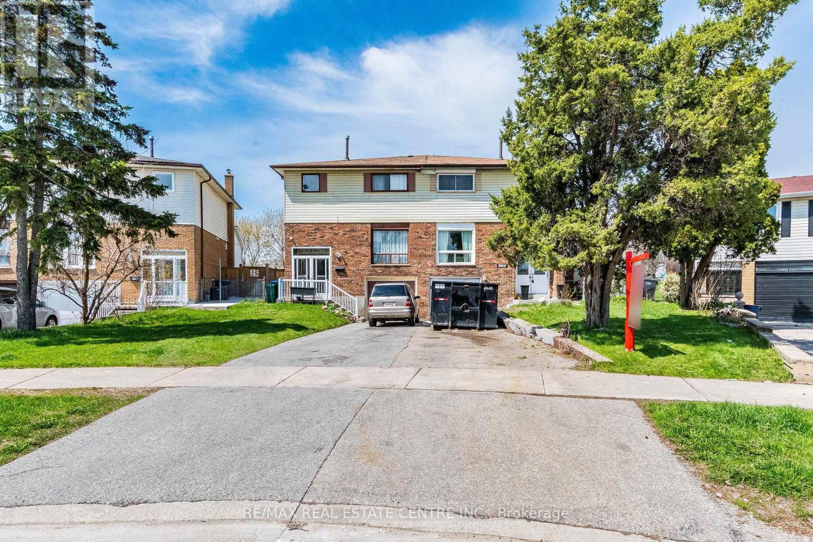 3803 Keenan Crescent, Mississauga, Ontario  L4T 3M1 - Photo 2 - W13028700