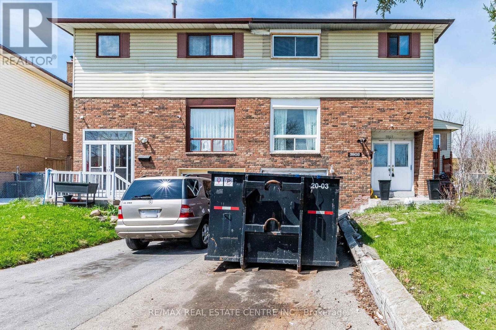 3803 Keenan Crescent, Mississauga, Ontario  L4T 3M1 - Photo 4 - W13028700