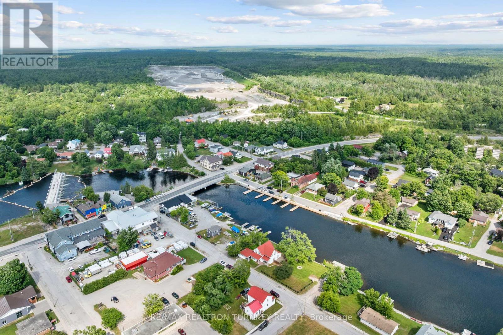 15 NORTH WATER STREET, Kawartha Lakes, Ontario