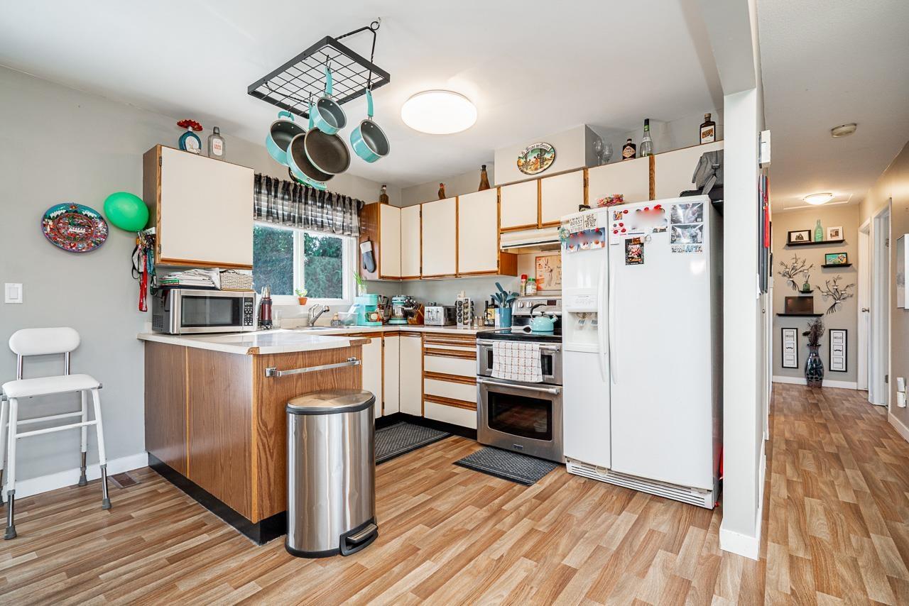 17254 62a Avenue, Surrey, British Columbia  V3S 6V5 - Photo 9 - R3115377