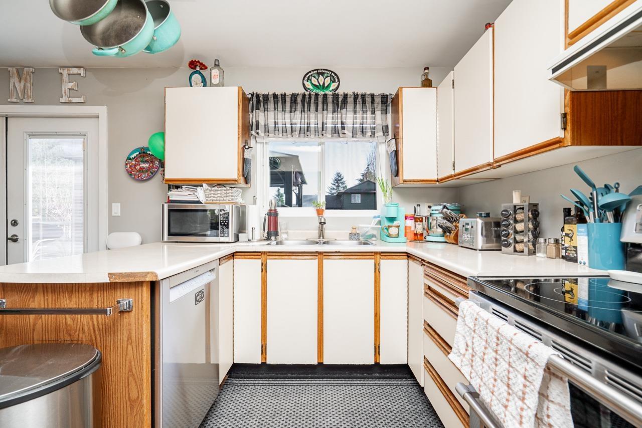 17254 62a Avenue, Surrey, British Columbia  V3S 6V5 - Photo 12 - R3115377