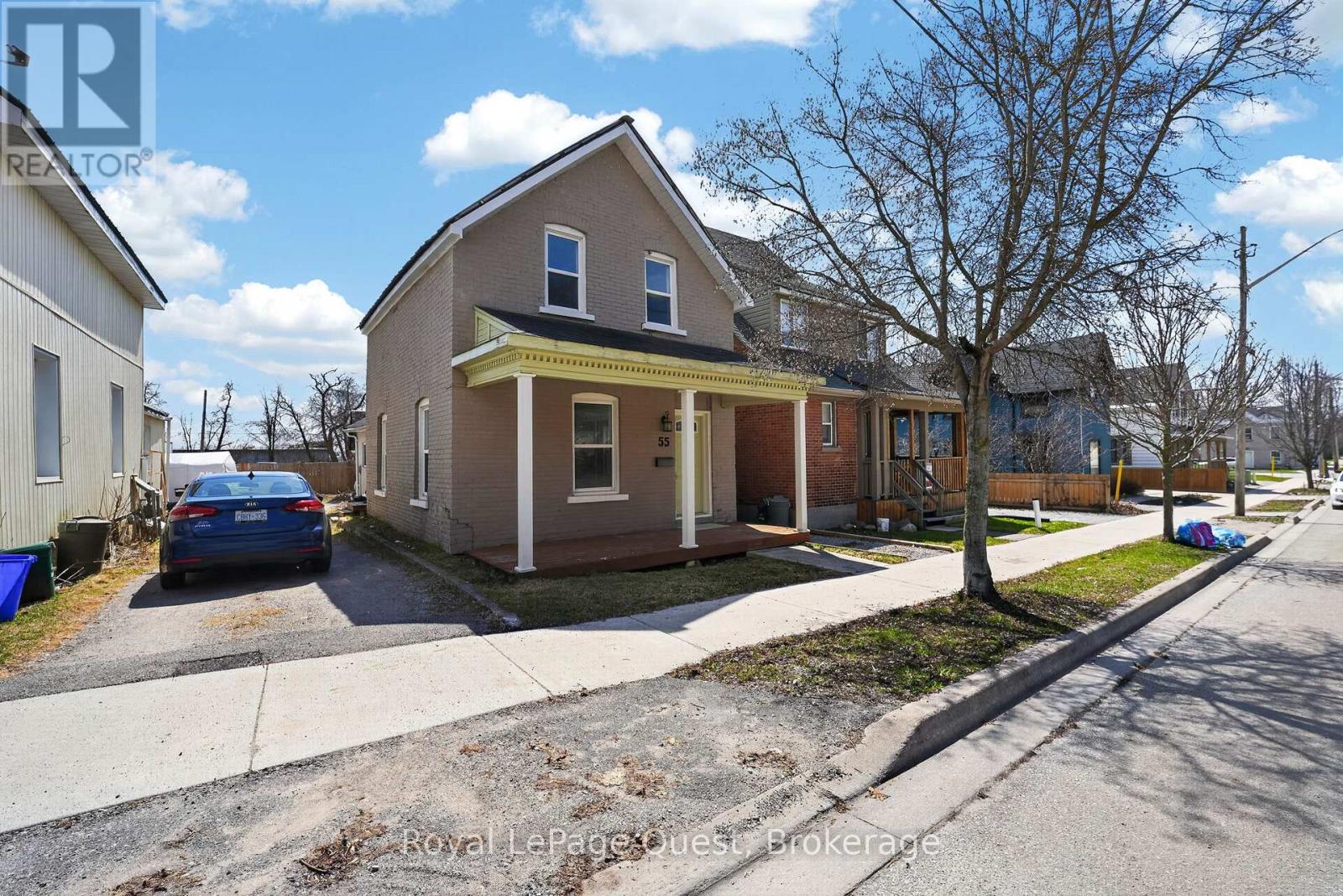 55 Elgin Street, Orillia, Ontario  L3V 1S1 - Photo 3 - S13039262