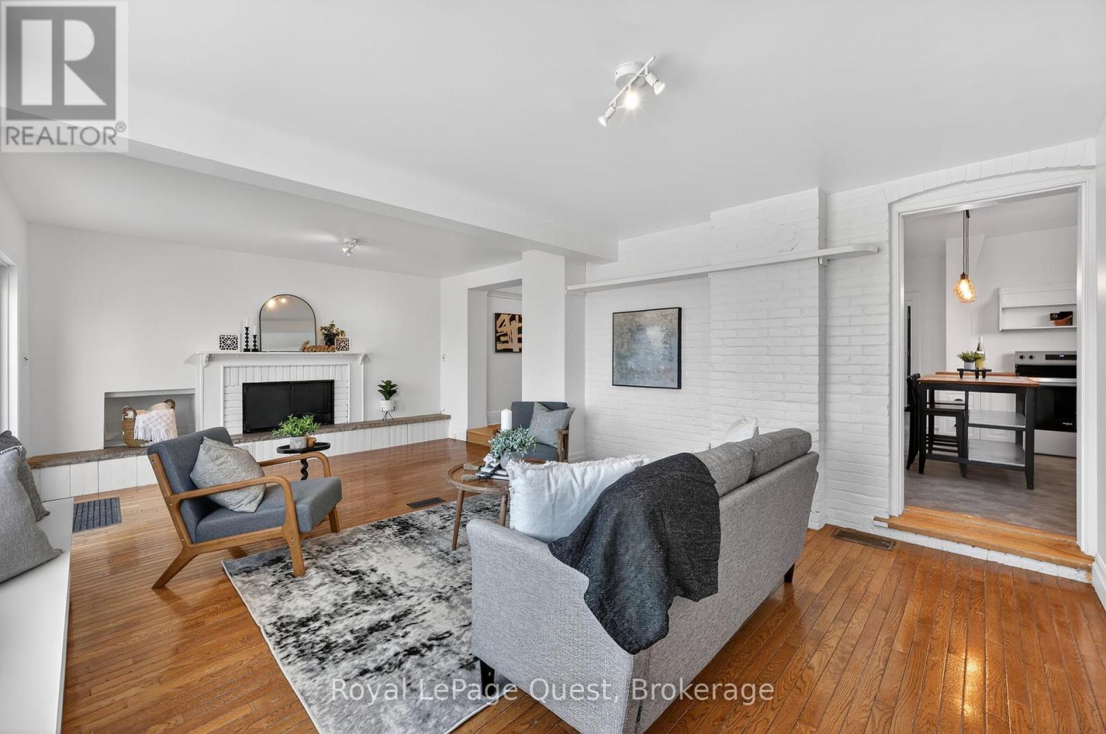 109 Brant Street E, Orillia, Ontario  L3V 1Z3 - Photo 14 - S13039266