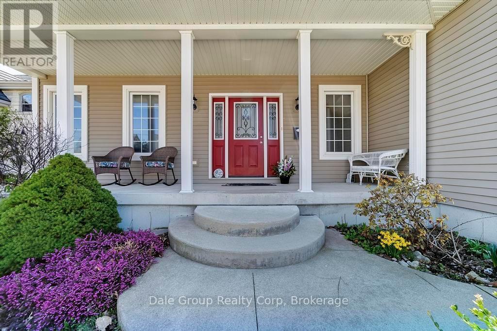 97 St Patrick Street W, Goderich, Ontario  N7A 2L5 - Photo 2 - X13039270