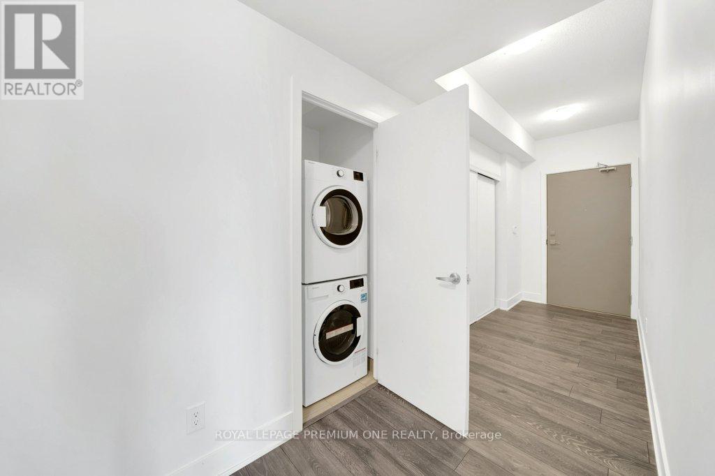 2003 - 188 Fairview Mall Drive, Toronto, Ontario  M2J 4T1 - Photo 5 - C13039236