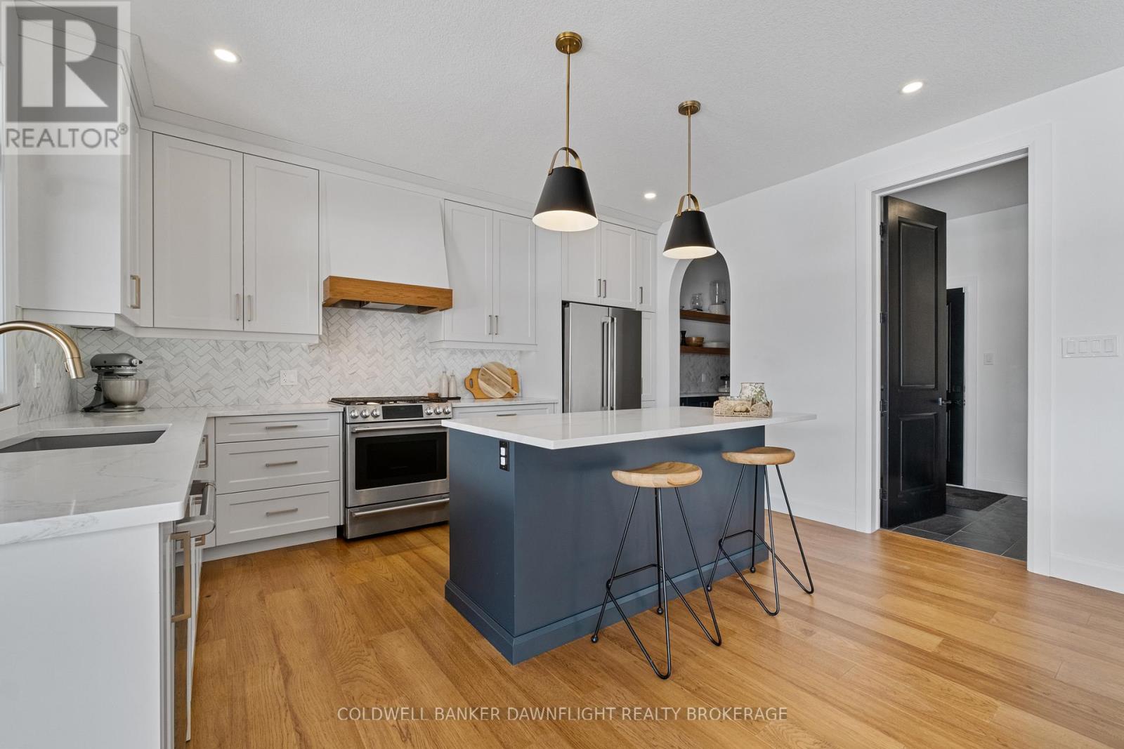 160 Foxborough Place, Thames Centre, Ontario  N0M 2P0 - Photo 15 - X13039228