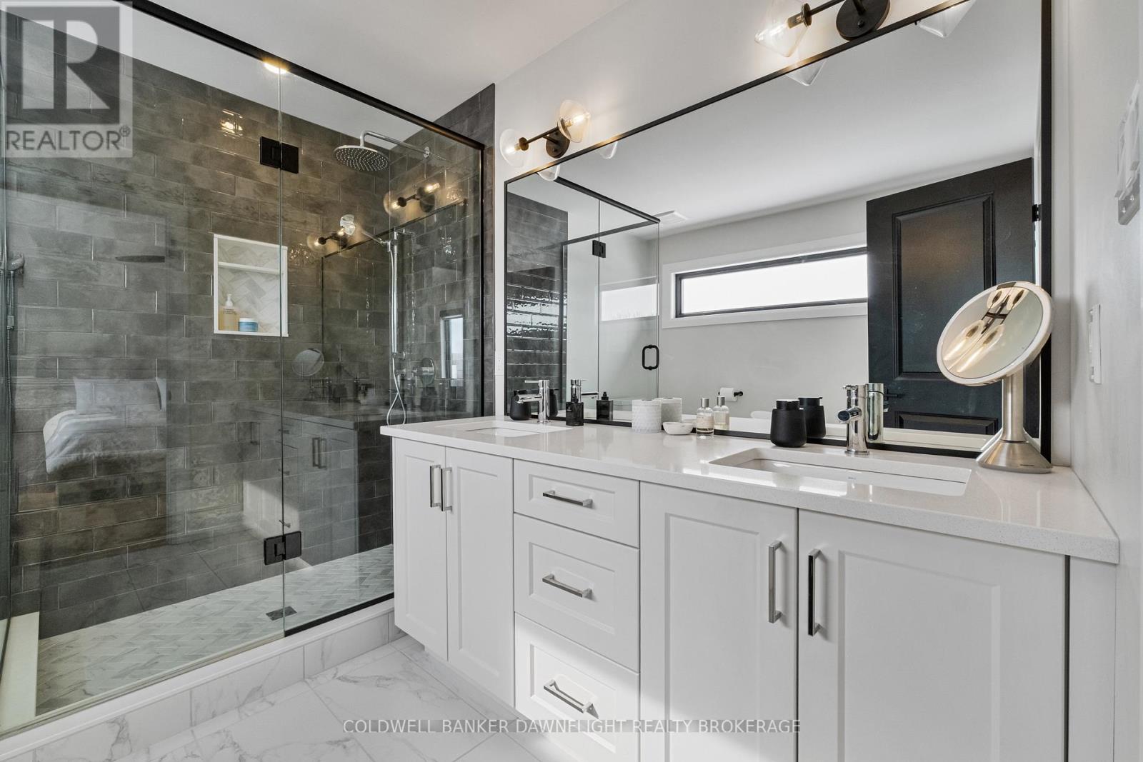 160 Foxborough Place, Thames Centre, Ontario  N0M 2P0 - Photo 26 - X13039228