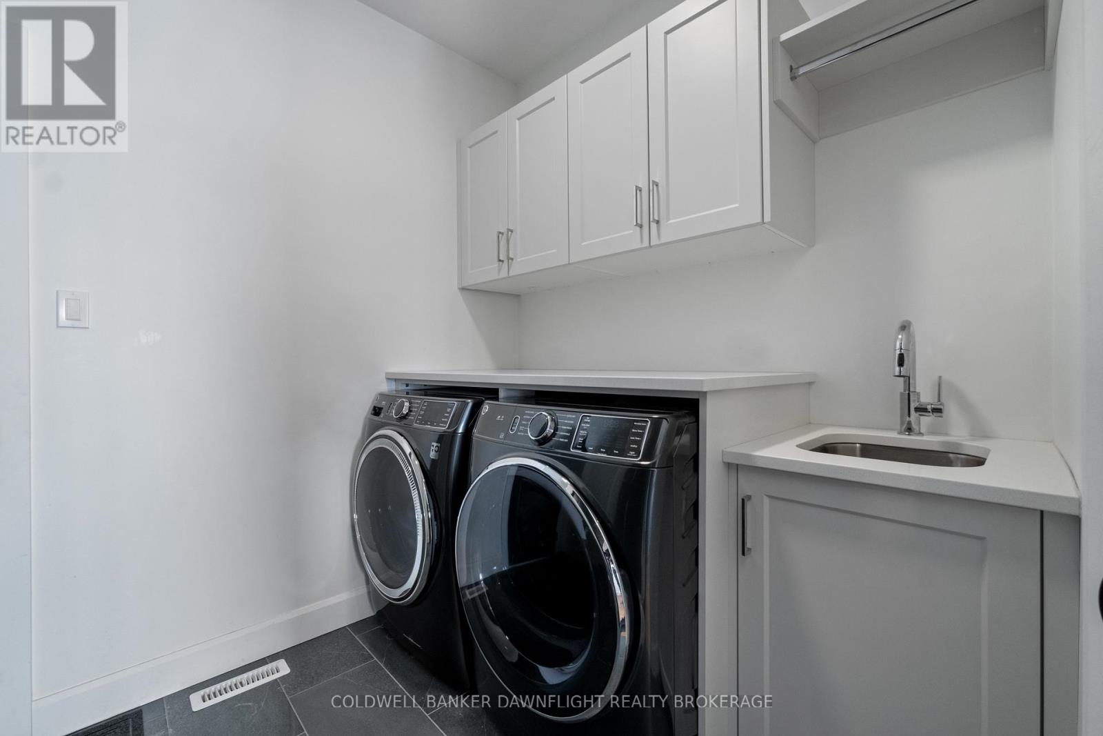 160 Foxborough Place, Thames Centre, Ontario  N0M 2P0 - Photo 41 - X13039228