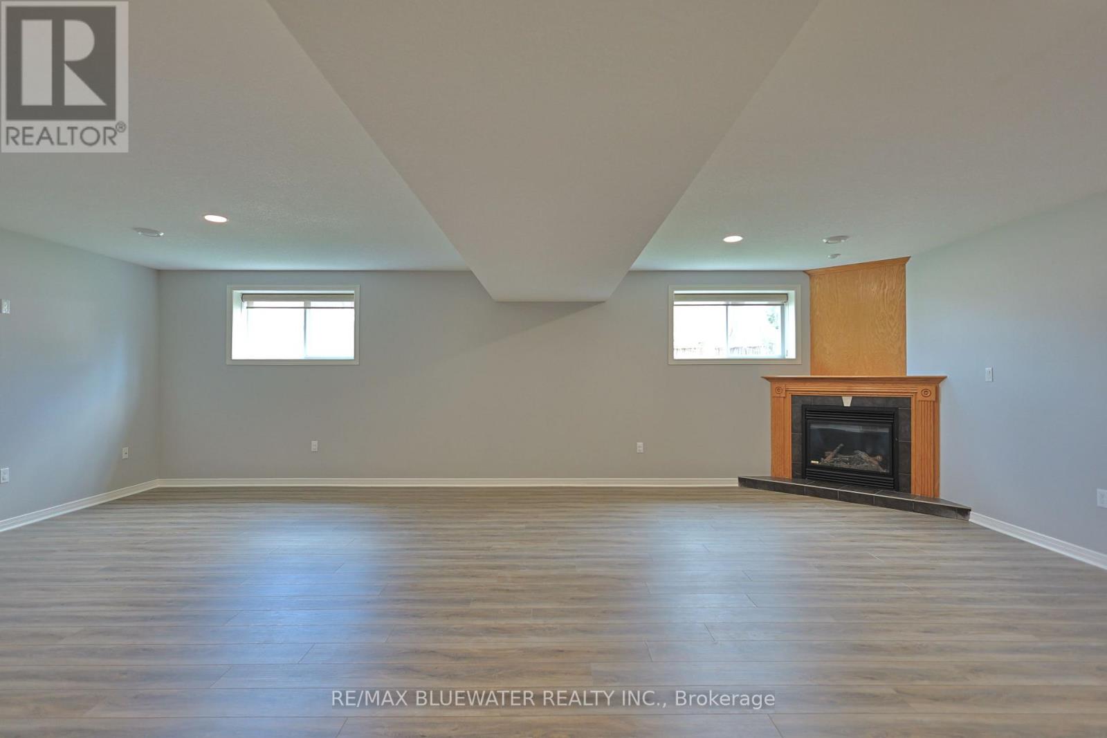 117 Duke Street, North Middlesex, Ontario  N0M 2K0 - Photo 29 - X13039250