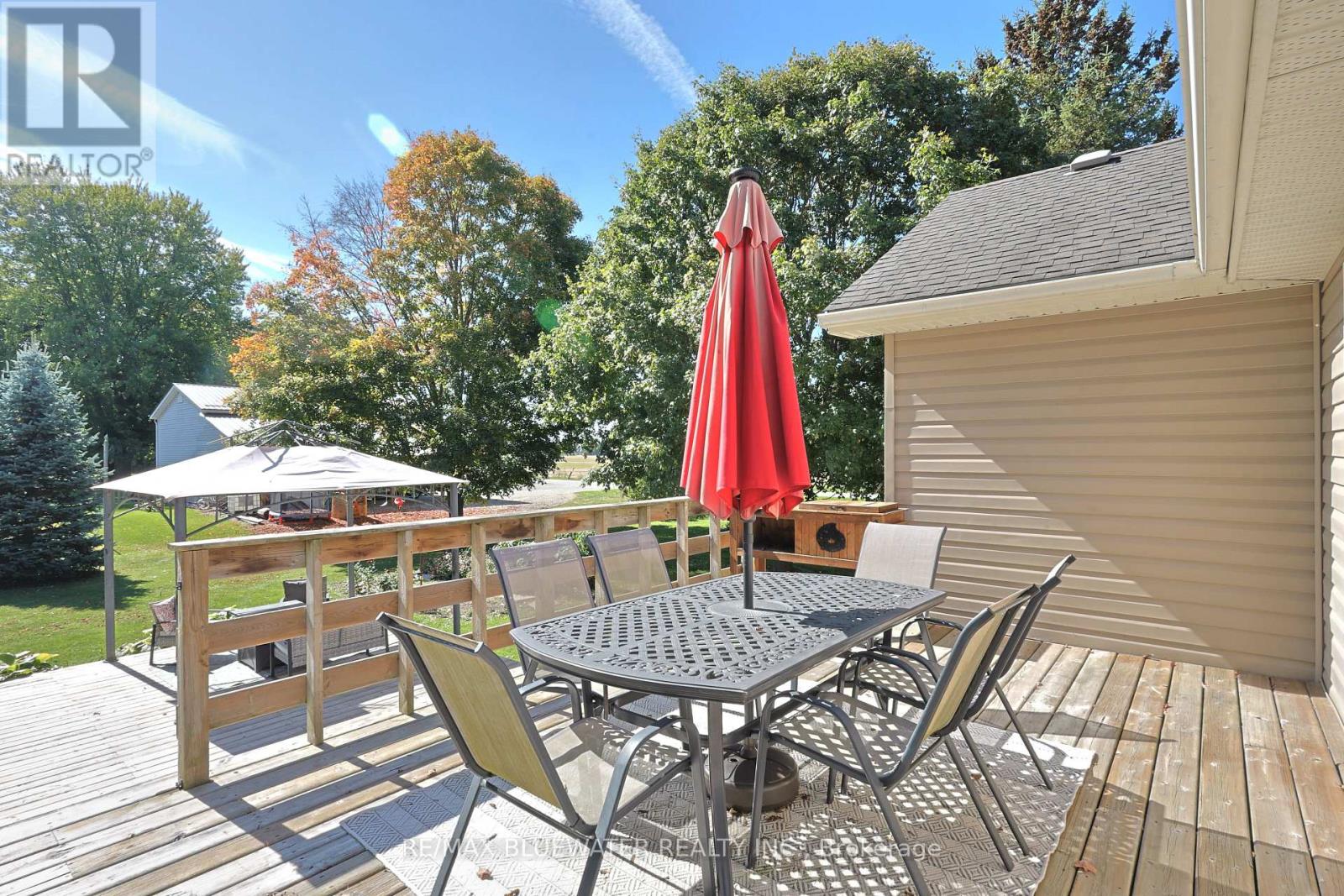 117 Duke Street, North Middlesex, Ontario  N0M 2K0 - Photo 38 - X13039250