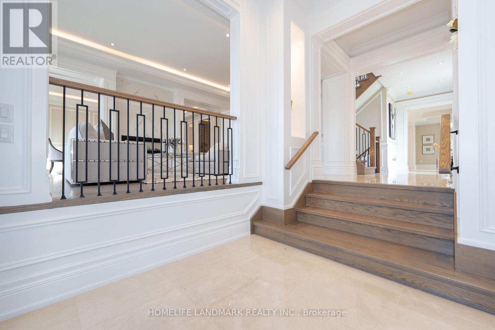 104 Dexter Road E, Richmond Hill, Ontario  L4C 5P5 - Photo 4 - N13039234