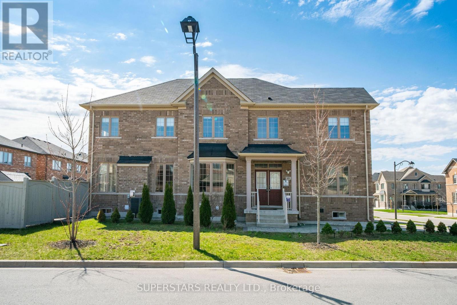 49 Birkett Way, Whitchurch-Stouffville, Ontario  L4A 4P7 - Photo 1 - N13039254