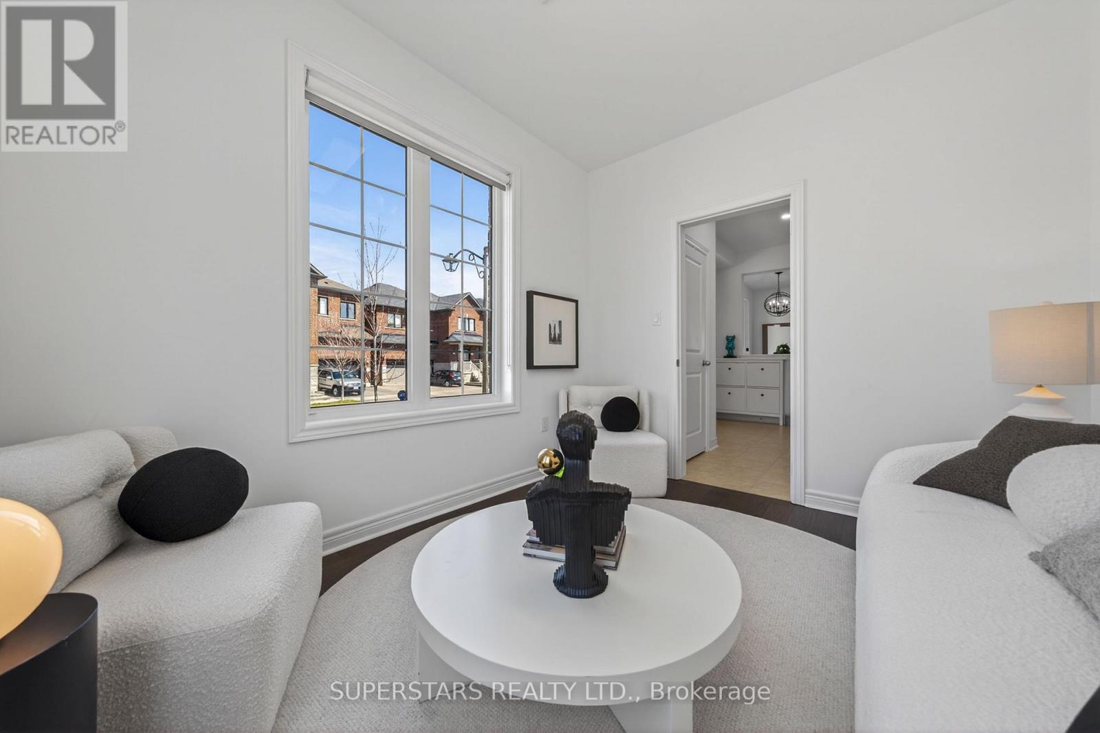 49 Birkett Way, Whitchurch-Stouffville, Ontario  L4A 4P7 - Photo 6 - N13039254