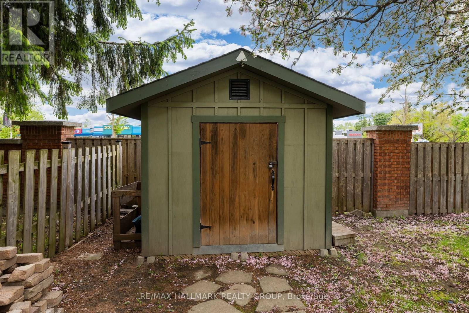 1083 Millwood Court, Ottawa, Ontario  K1C 3E9 - Photo 40 - X12737602