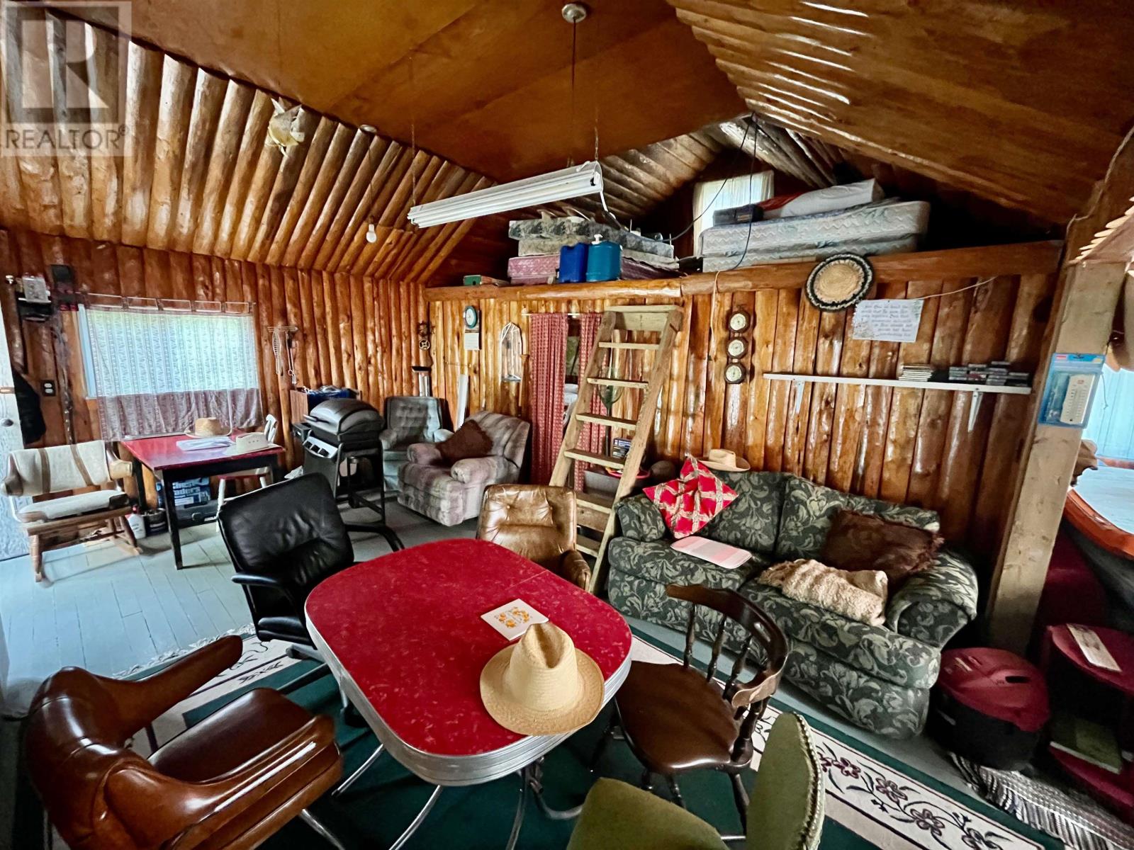 14101 Hwy 17 Hwy E, Dryden, Ontario  P8N 2Y4 - Photo 5 - TB252804