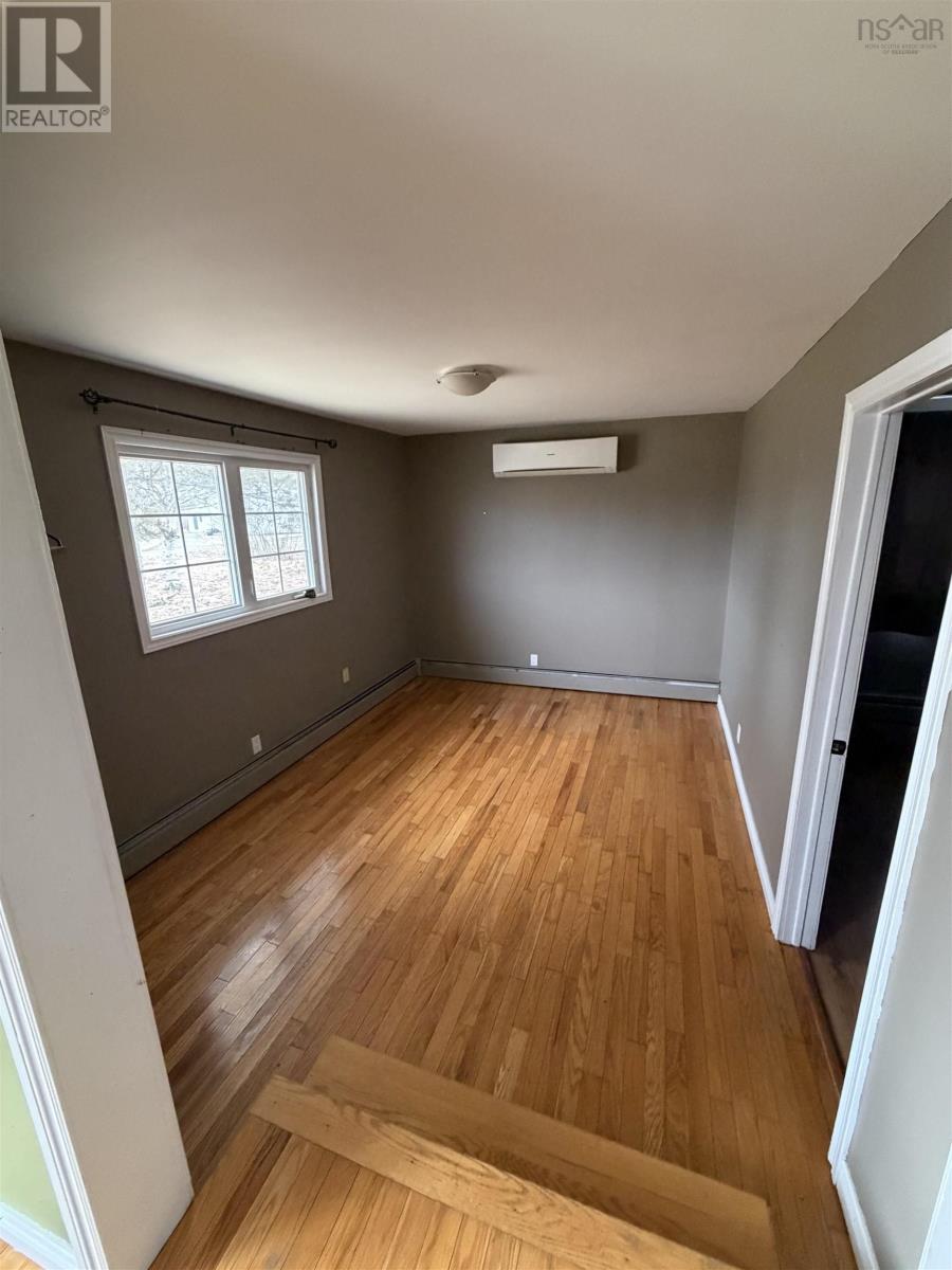 4 Emery Lane, Glace Bay, Nova Scotia  B1A 6L8 - Photo 10 - 202608285