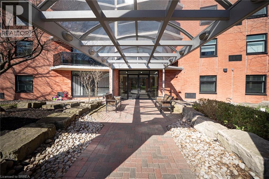 9 Bonheur Court Unit# 715, Brantford, Ontario  N3P 1Z5 - Photo 3 - 40822518