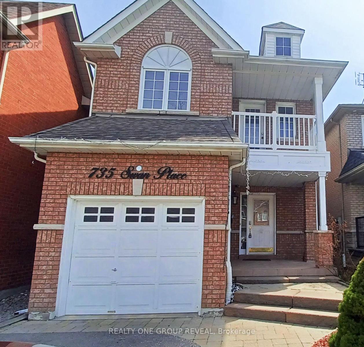 735 SWAN PLACE, Pickering, Ontario