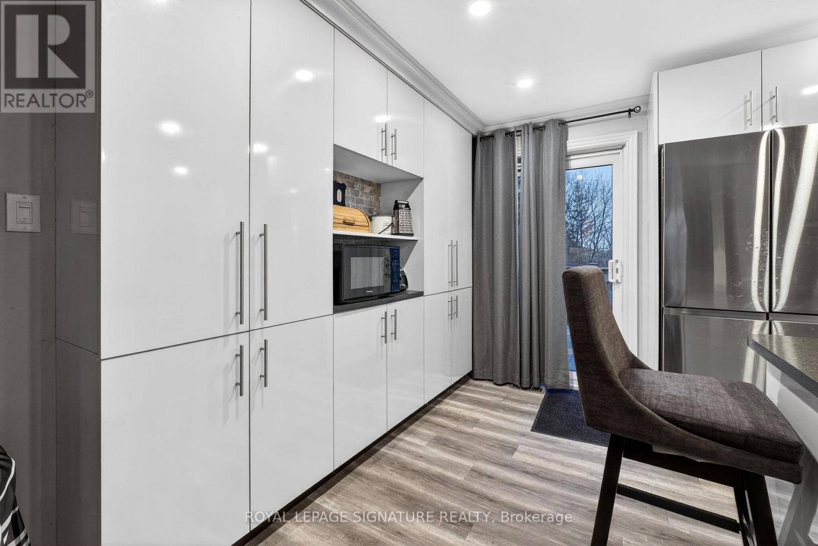 1914 Liverpool Road, Pickering, Ontario  L1V 1W5 - Photo 6 - E13038606